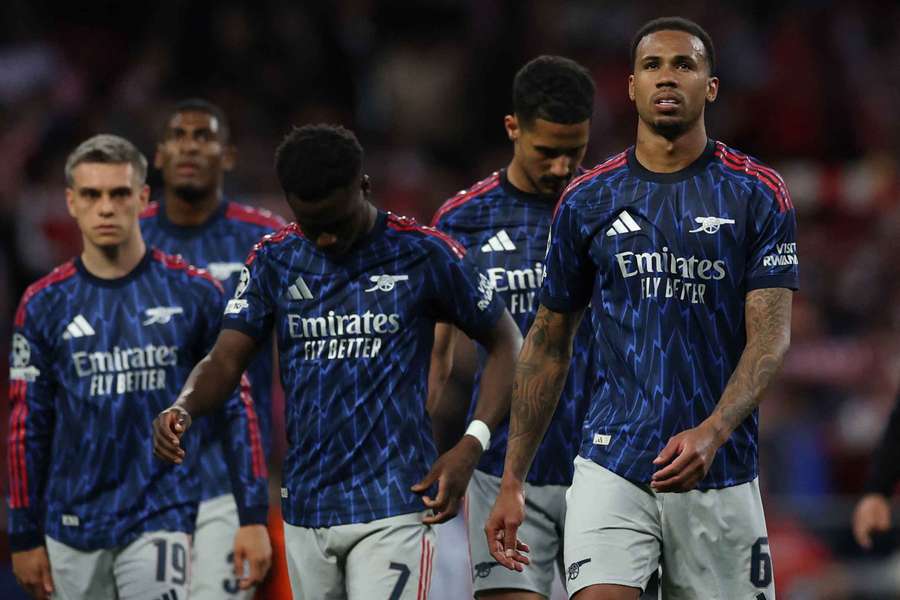 Carragher baffled by Arsenal VAR penalty controversy: Nobody likes it, it's gone too far!