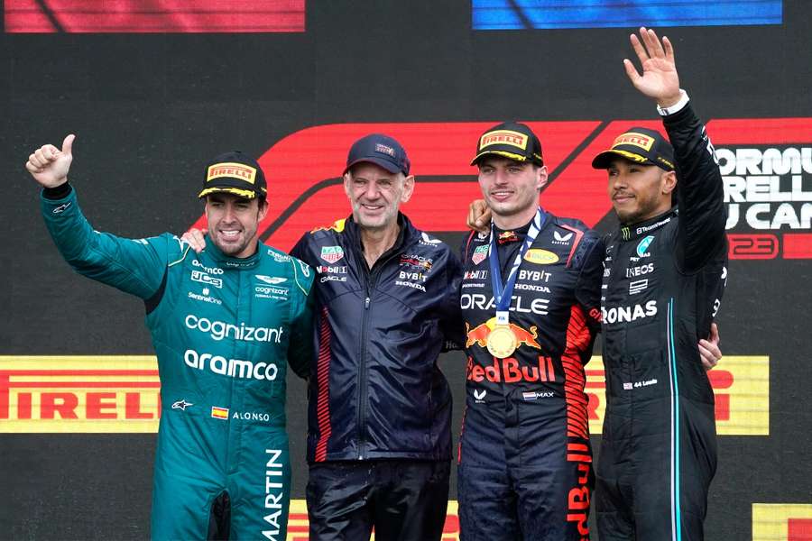 Hamilton, Alonso en Verstappen op het podium in Canada