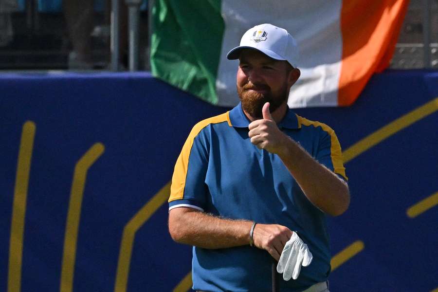 Shane Lowry voorafgaand aan zijn tee-off in de zondagsessie