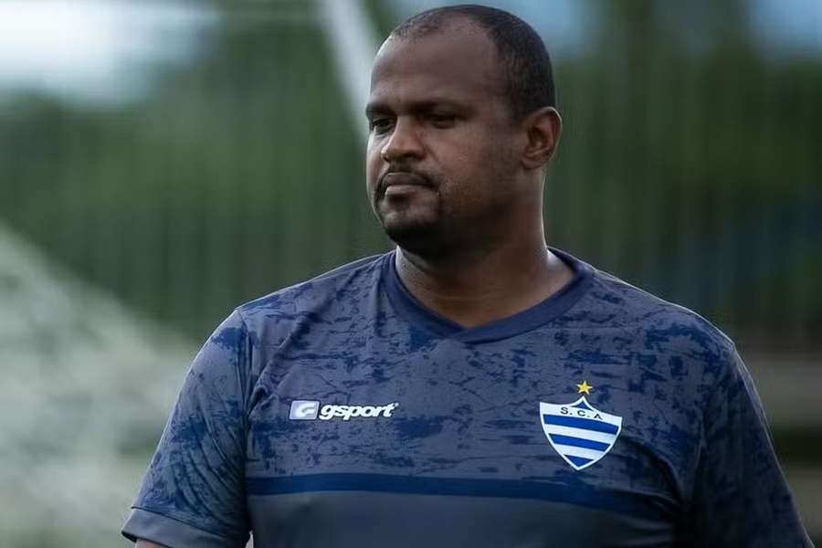 Airton na equipa téccnica do Aymorés
