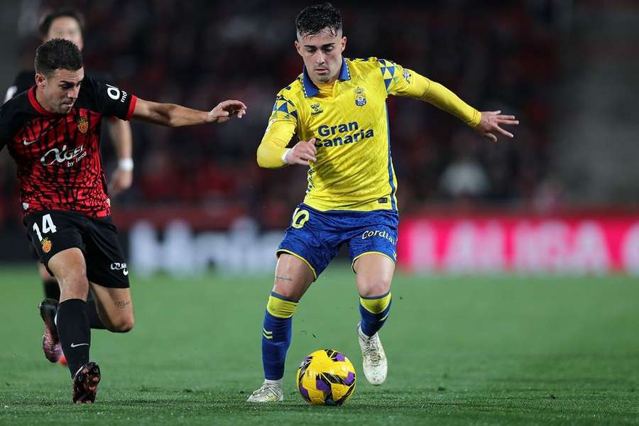 Alberto Moleiro joins Villarreal Alberto Moleiro joins Villarreal