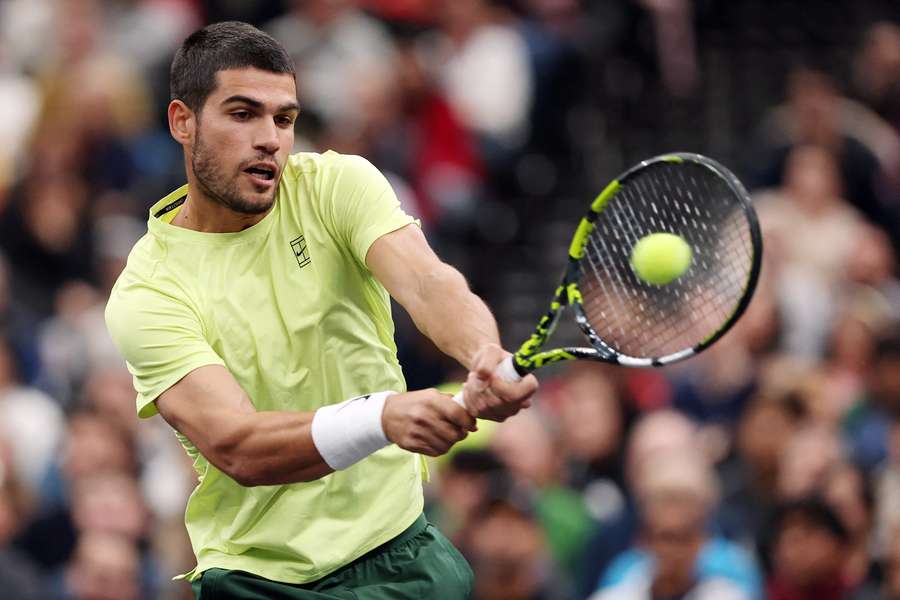 Alcaraz, derrotado por Tiafoe Alcaraz, derrotado por Tiafoe