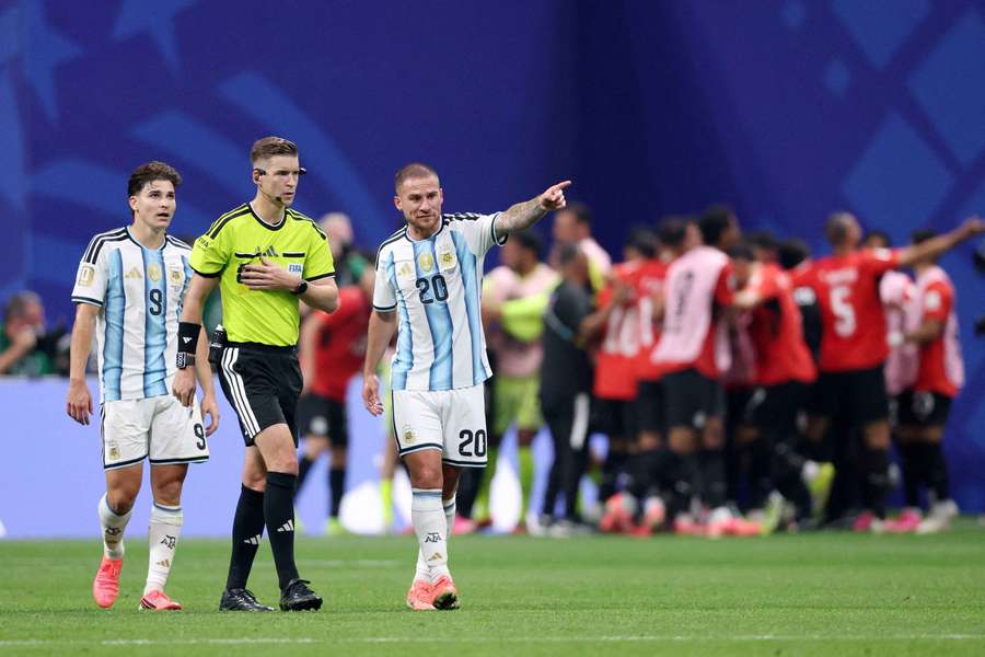 François Letexier en action lors du match entre l'Argentine et l'Egypte. François Letexier en action lors du match entre l'Argentine et l'Egypte.
