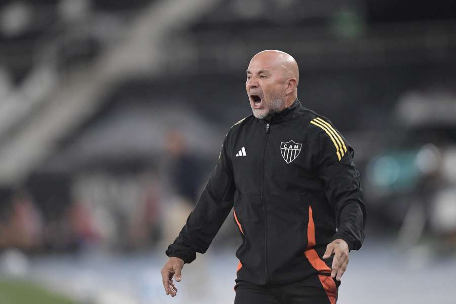 Jorge Sampaoli tenta reerguer o Atlético neste Brasileirão
