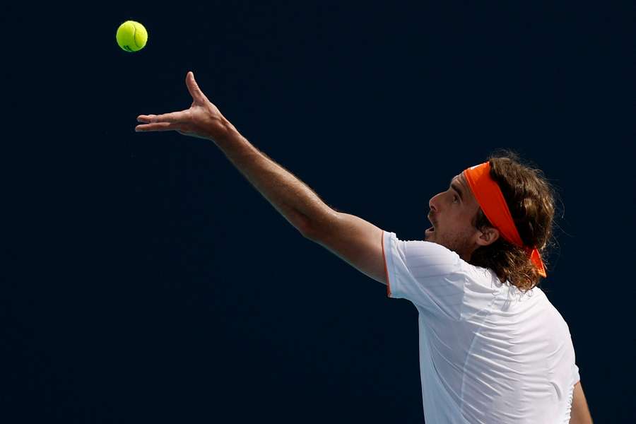 Tsitsipas vyradil de Minaura.