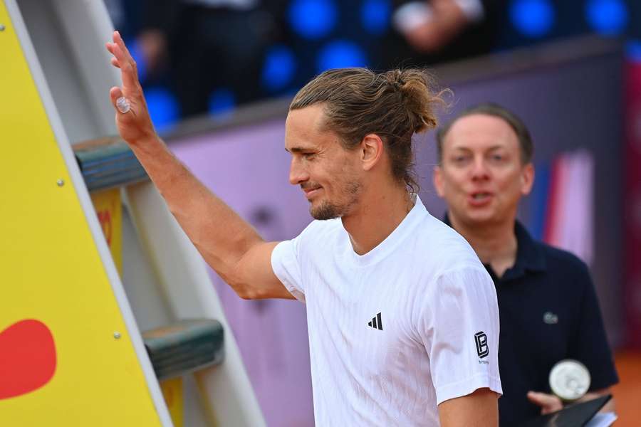 Zverev waves to the crowd after his win
