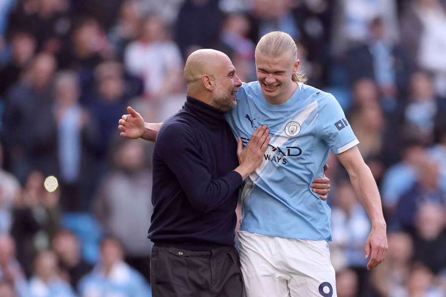Erling Haaland, alături de Pep Guardiola Erling Haaland, alături de Pep Guardiola