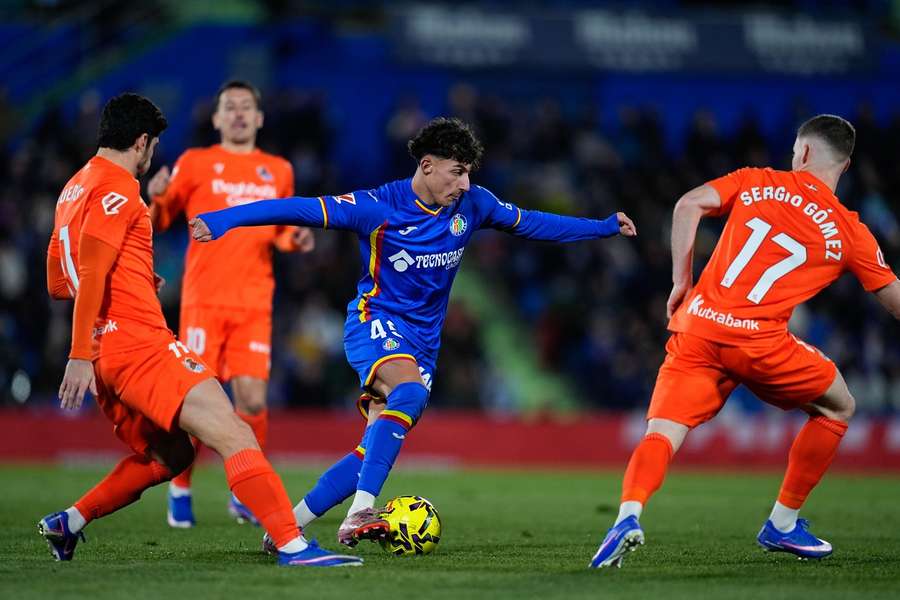 Alejandro Mestanza esteve no Getafe na última temporada Alejandro Mestanza esteve no Getafe na última temporada