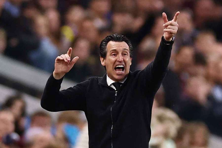 Aston Villa manager Unai Emery reacts