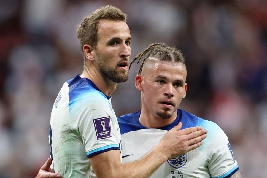 Harry Kane with Kalvin Phillips during the World Cup