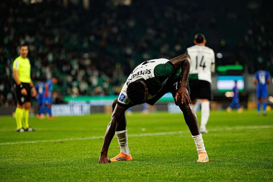 Blopa celebra golo na estreia pelo Sporting Blopa celebra golo na estreia pelo Sporting