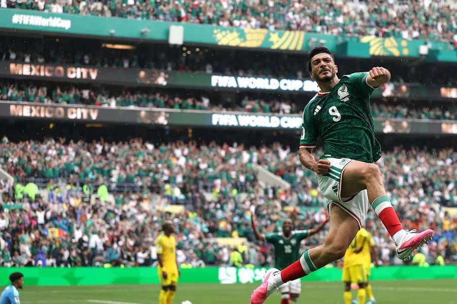 México-África do Sul teve a maior assitência, com 89.824 espetadores no Estádio Azteca