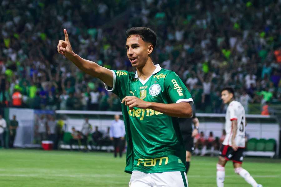Vitor Reis la Palmeiras