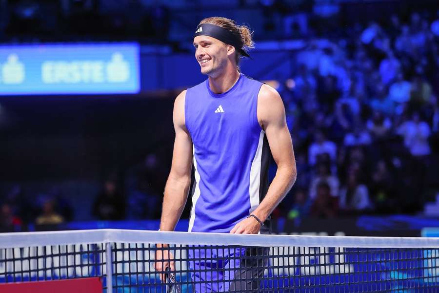 Alexander Zverev hat die erste Hürde beim ATP-Turnier von Wien genommen.