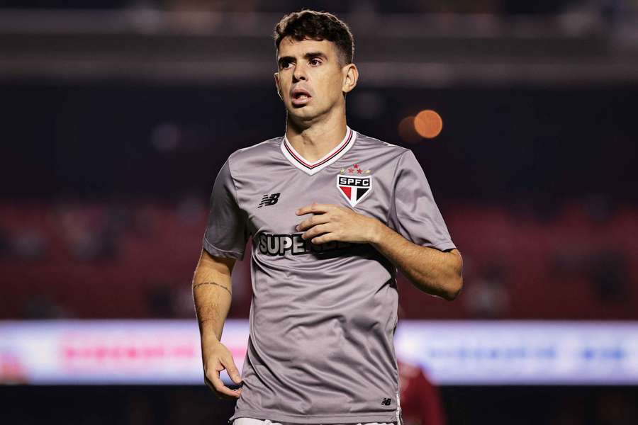 Oscar made the announcement on Saturday