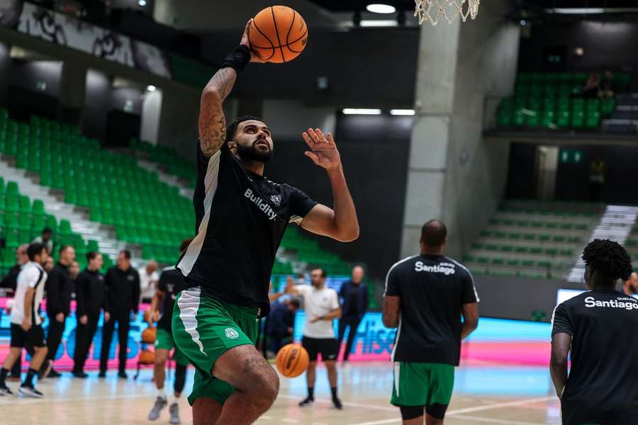 Sporting derrotado no Pavilhão João Rocha