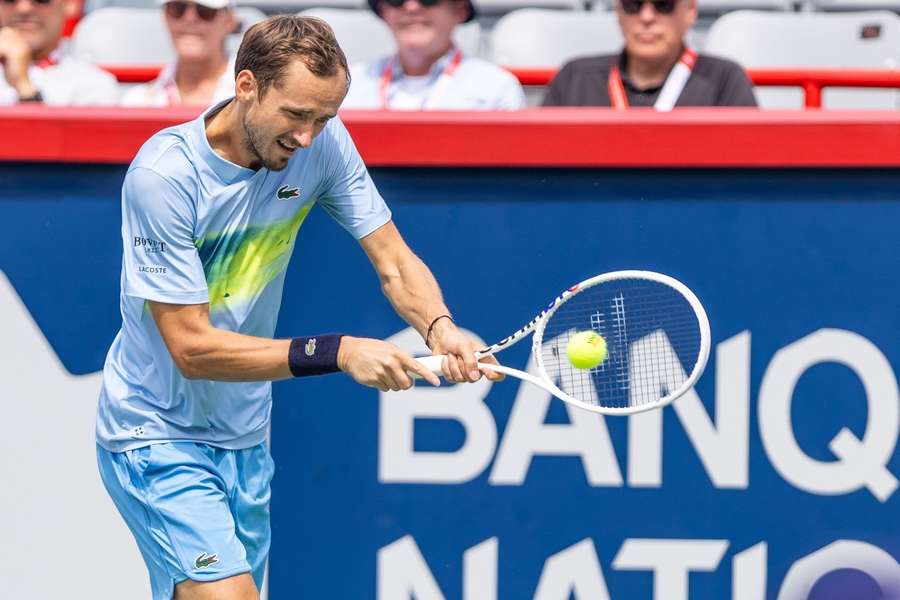 Medvedev termina novamente na segunda ronda em Montreal