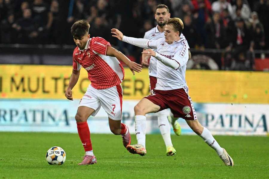 Meciul tur de pe Arena Națională dintre Dinamo și Rapid, disputat pe 19 octombrie 2025, a fost câștigat de giuleșteni cu 2-0