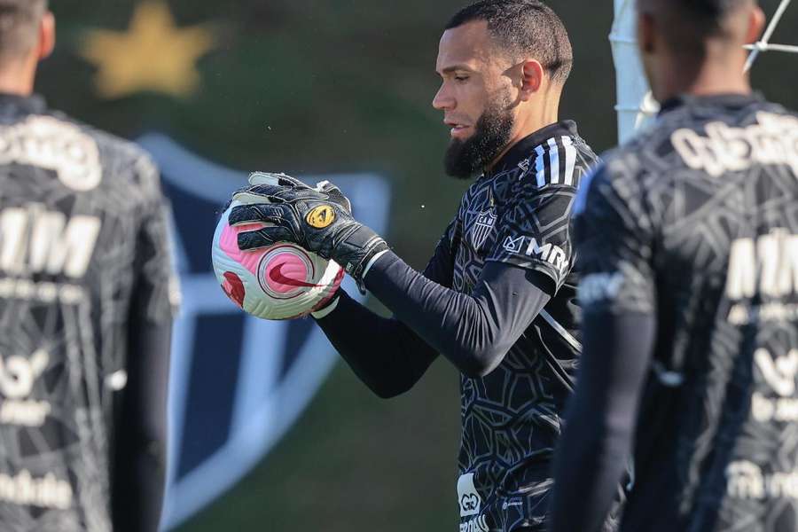 Everson completa 150 jogos pelo Galo: "Passa um filme na cabeça"