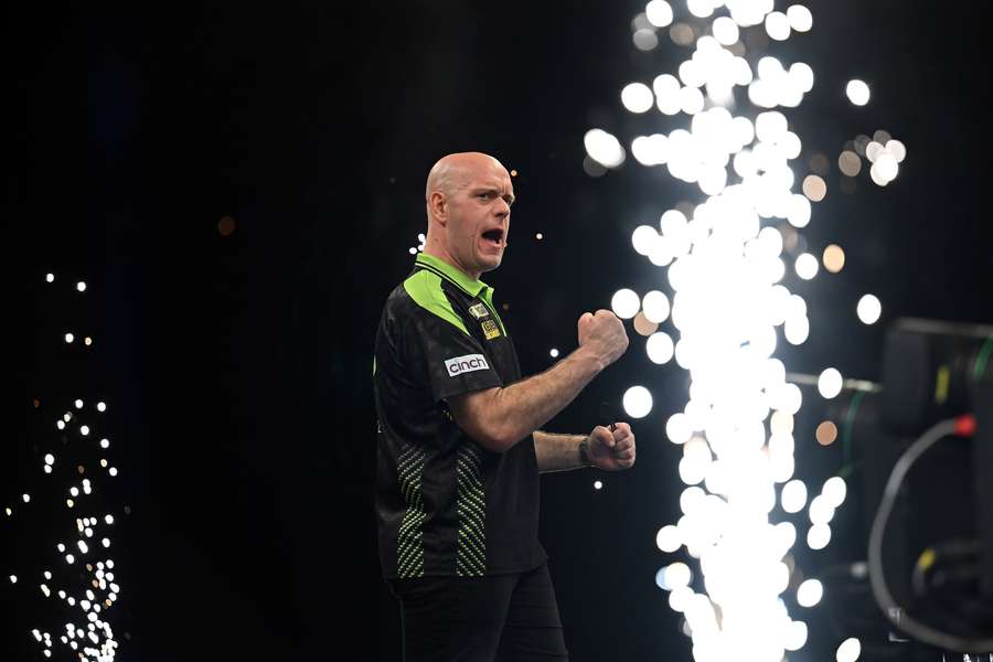 Van Gerwen celebrates Van Gerwen celebrates