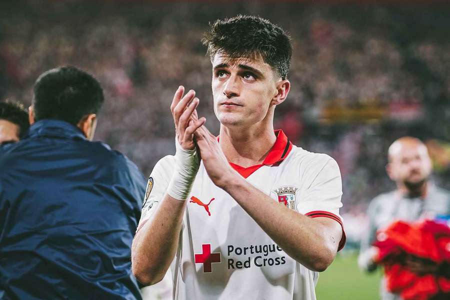 Pau Víctor ainda marcou para os arsenalistas