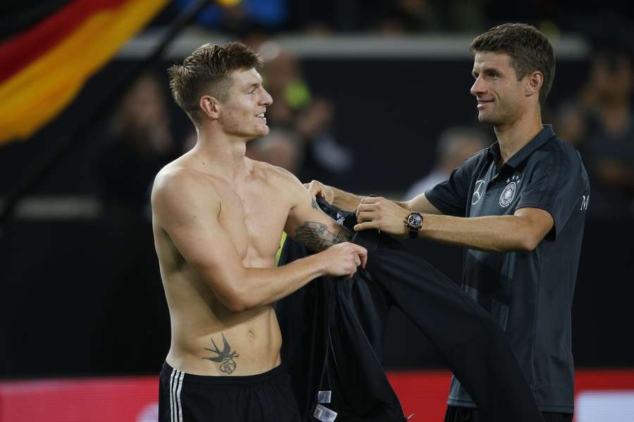 Müller und Kroos im Jahr 2017, bevor der DFB in die Krise fiel.