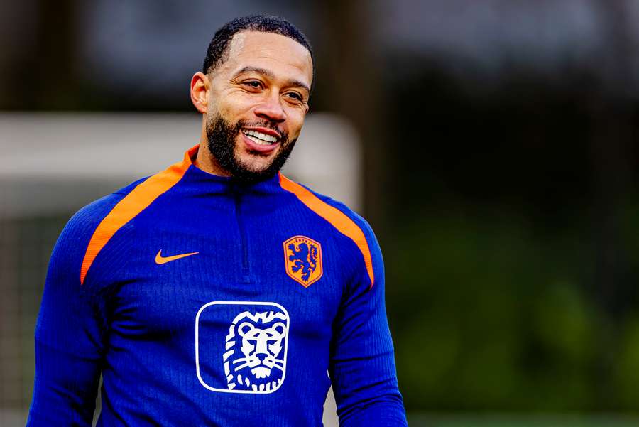 Memphis Depay está de volta à seleção holandesa
