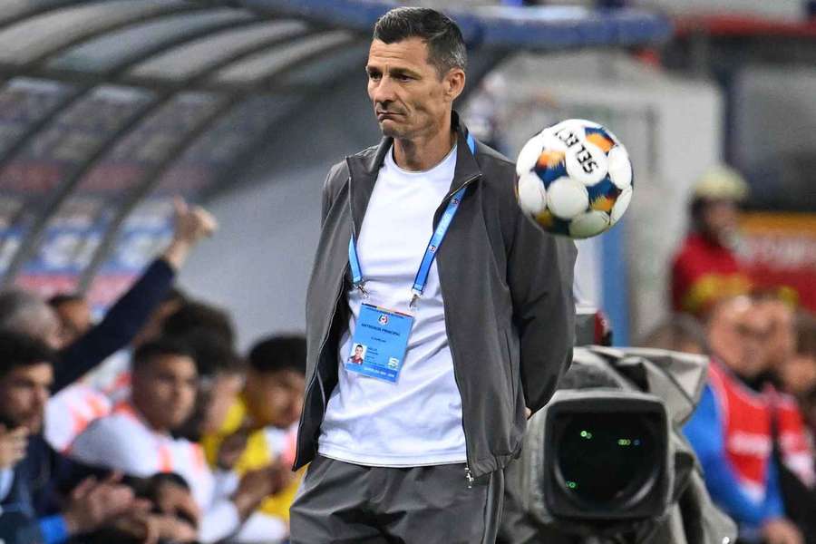 Gâlcă, după o nouă înfrângere: "Vom vedea dacă rămân la Rapid"