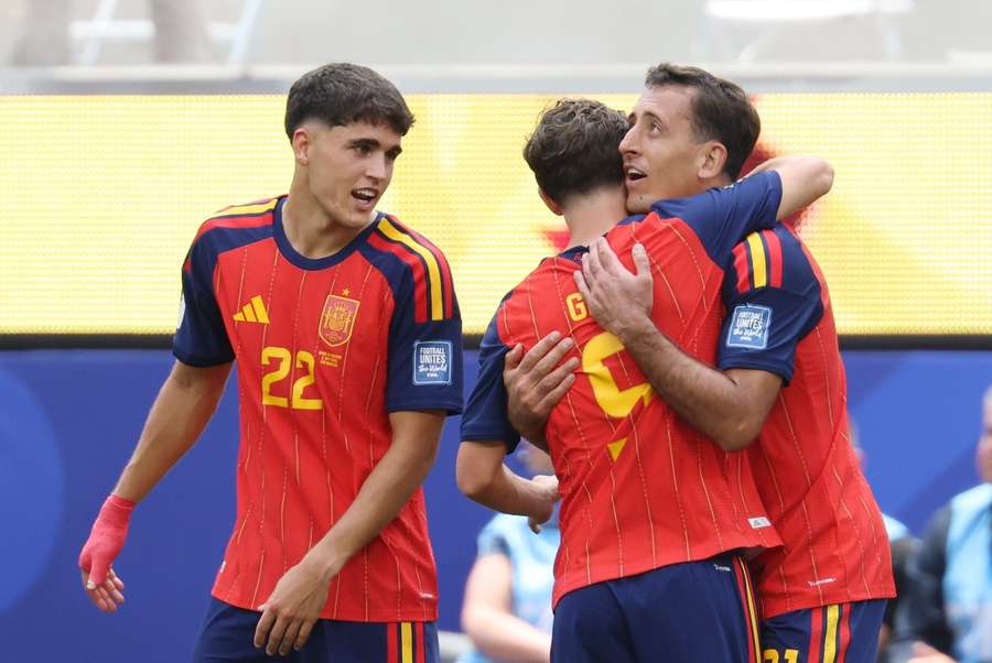 Oyarzabal é o artilheiro da Espanha na Copa Oyarzabal é o artilheiro da Espanha na Copa