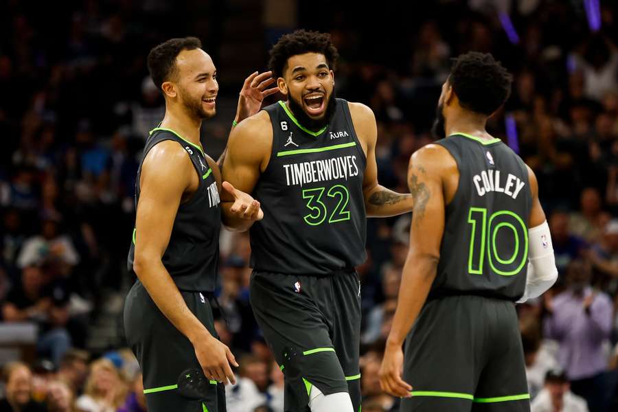 Les Minnesota Timberwolves ont célébré leur victoire écrasante sur Oklahoma City.