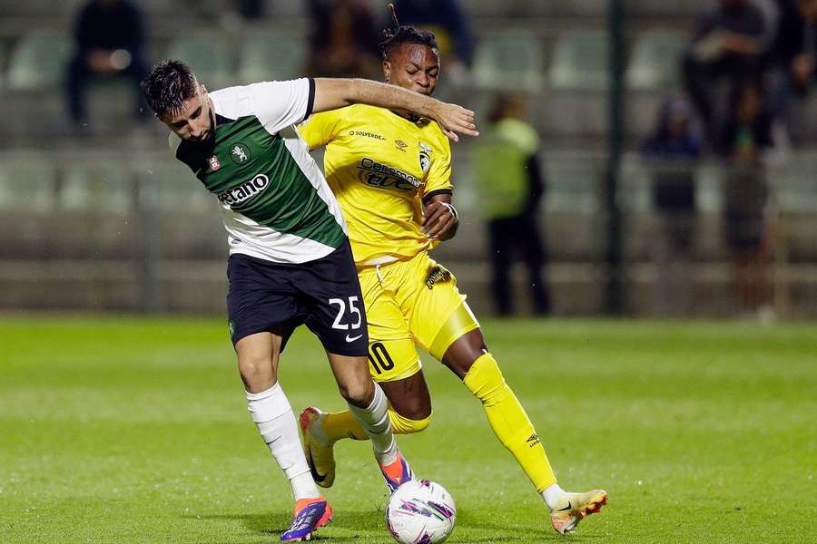 Gonçalo Inácio perto de voltar à competição