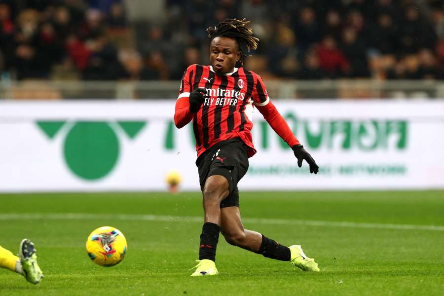 Samu Chukwueze realizza uno dei due gol