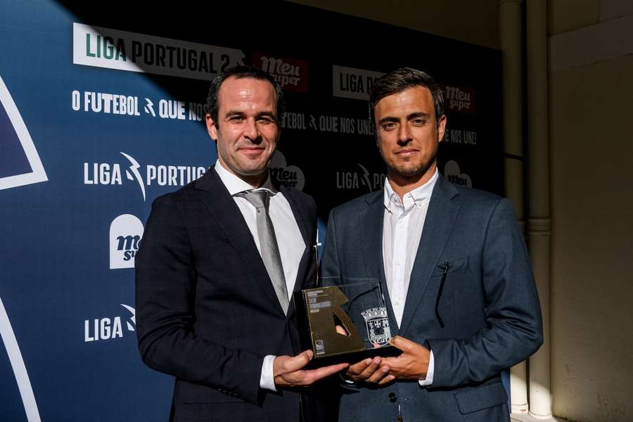 André Baptista, presidente do Torreense, com José Carlos Oliveira, diretor executivo da Liga Portugal