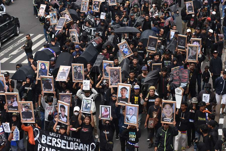 Indonesian families sue over deadly stadium disaster