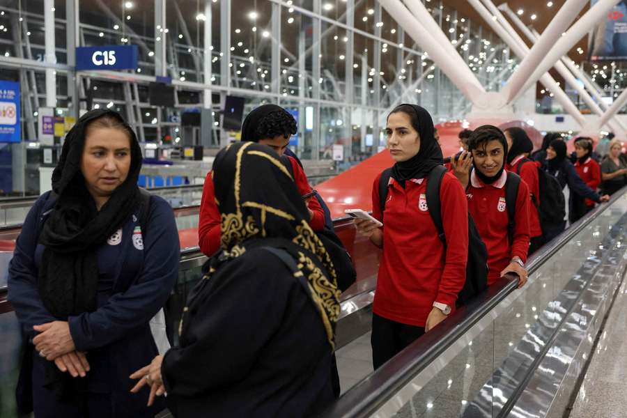 Deux footballeuses iraniennes retirent leur demande d'asile en Australie