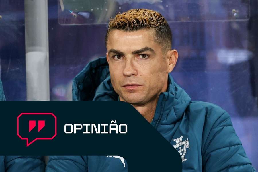 Cristiano Ronaldo no banco em Oslo Cristiano Ronaldo no banco em Oslo