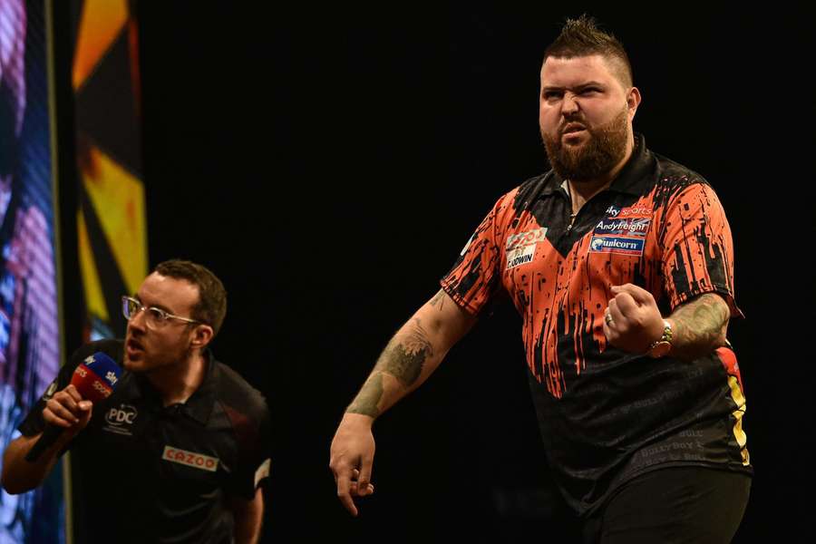 Michael Smith prevailed in Sheffield