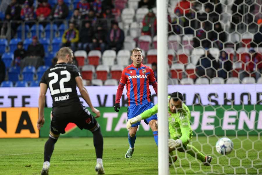 Minulá ligová výhra Plzně nad Českými Budějovicemi – debakl 5:0.