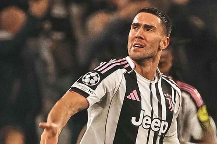 Srbský záložník Dušan Vlahovič v létě zřejmě opustí Juventus