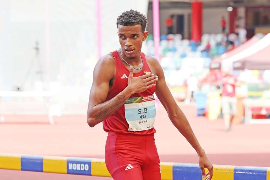 Etson Barros, campeão nacional e recordista nos 3000 metros obstáculos