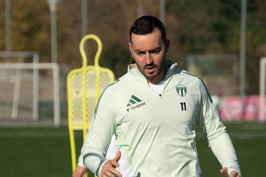 Fábry posilnil Malženice. Fábry posilnil Malženice.