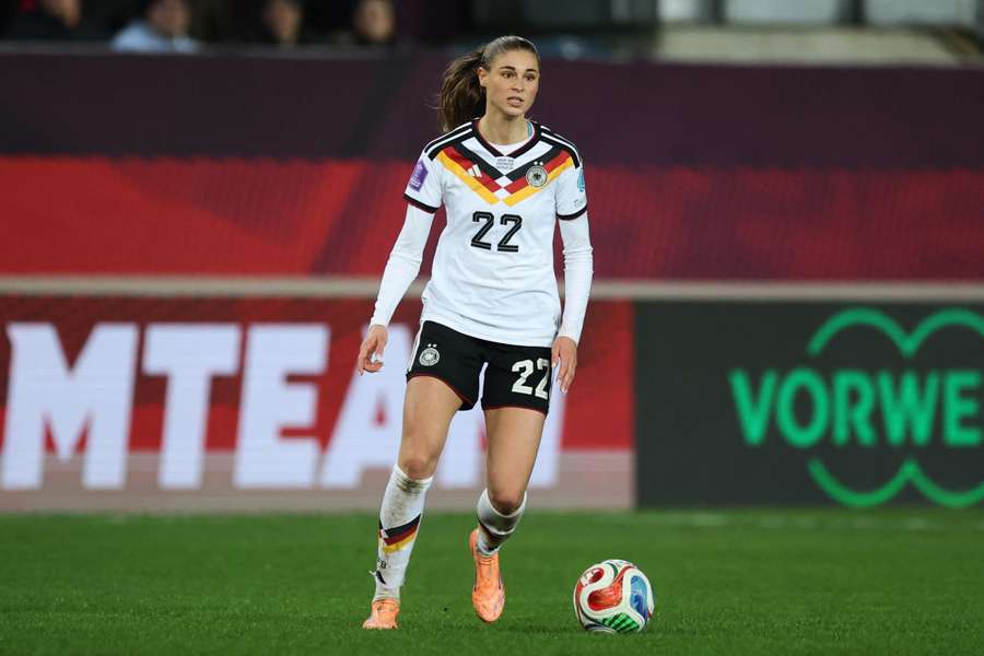 Jule Brand sous le maillot de l'Allemagne
