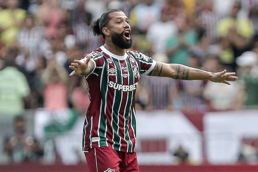 Otávio não atuará na primeira metade do Brasileirão