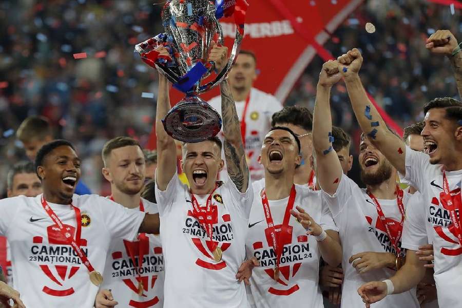 FCSB sărbătorește titlul în SuperLigă