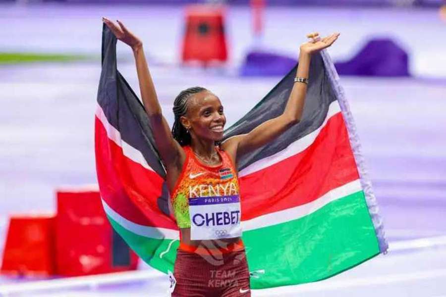 Beatrice Chebet celebrates winning her gold in Tokyo