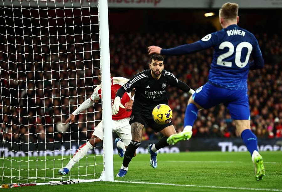 VAR could not tell if the ball had crossed the line prior to West Ham's first goal