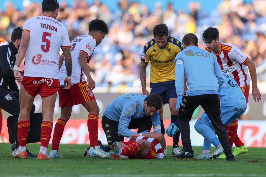 Kiki Afonso perdeu os sentidos após lance com Fabrício