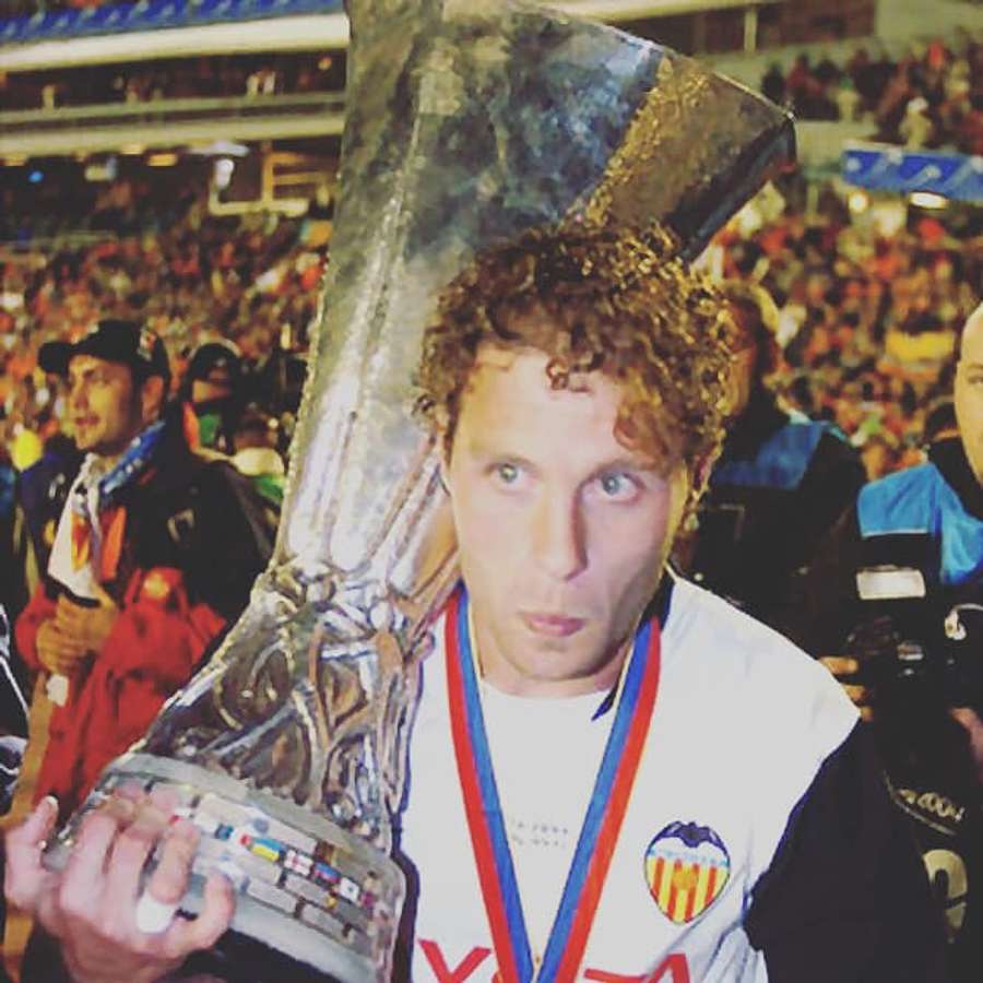 Curro with the UEFA Cup