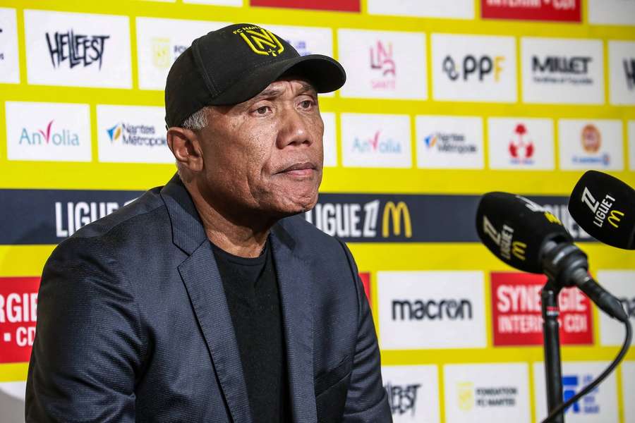 Antoine Kombouaré, treinador do Nantes