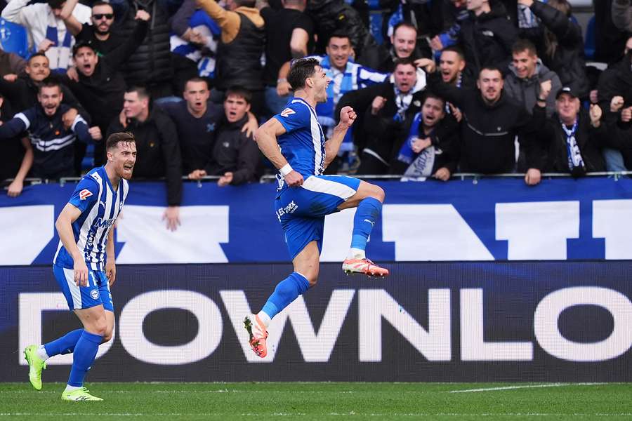 Boyé celebra el gol del Alavés